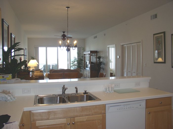 Interior07.JPG