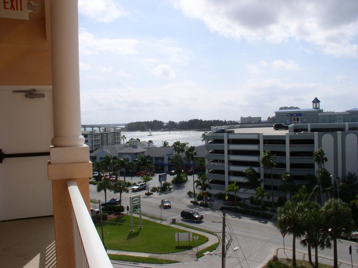 View01B.JPG