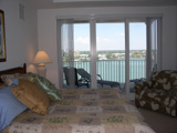 Interior08.JPG